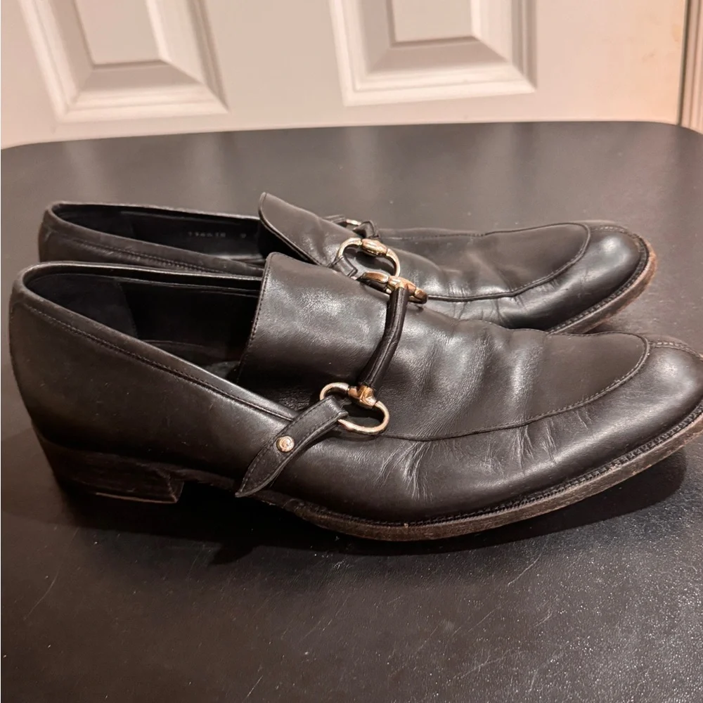 Gucci Black Leather Slip-On Loafers 9 D made in Italy